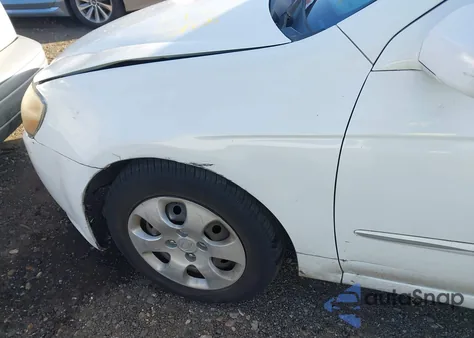 2009 Kia Spectra Ex z USA, uszkodzony, nr VIN KNAFE221395649348